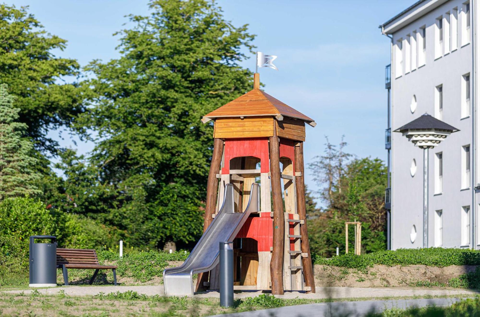 Seeschwalbe In Der Alten Seefahrtschule Wustrow  Exteriör bild